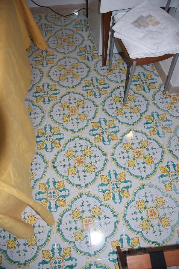 Hotel luciano2 Riomaggiore Affittacamere